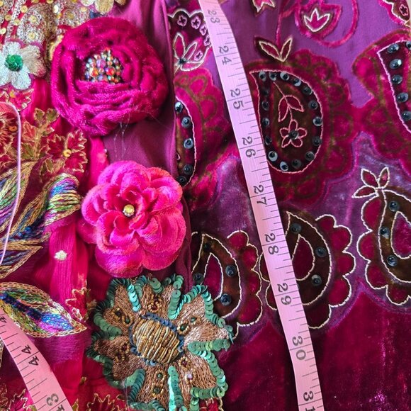 Peacock Rose Garden | Roselani Jasmin | One Size - Picture 4 of 8